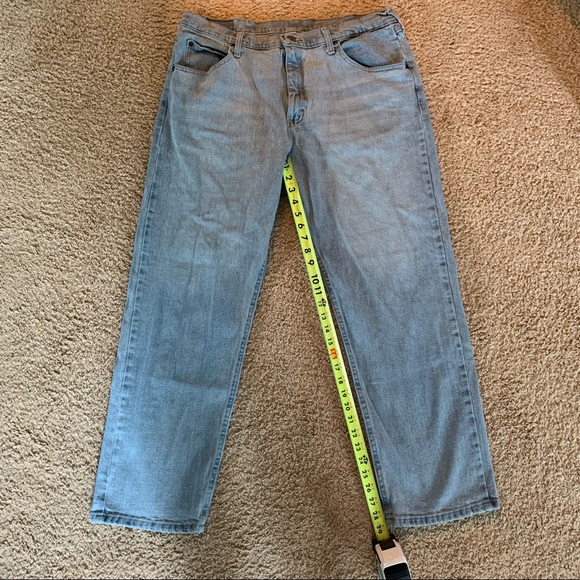 ❤️Wrangler, light wash jeans, in great condition! - Picture 4 of 8